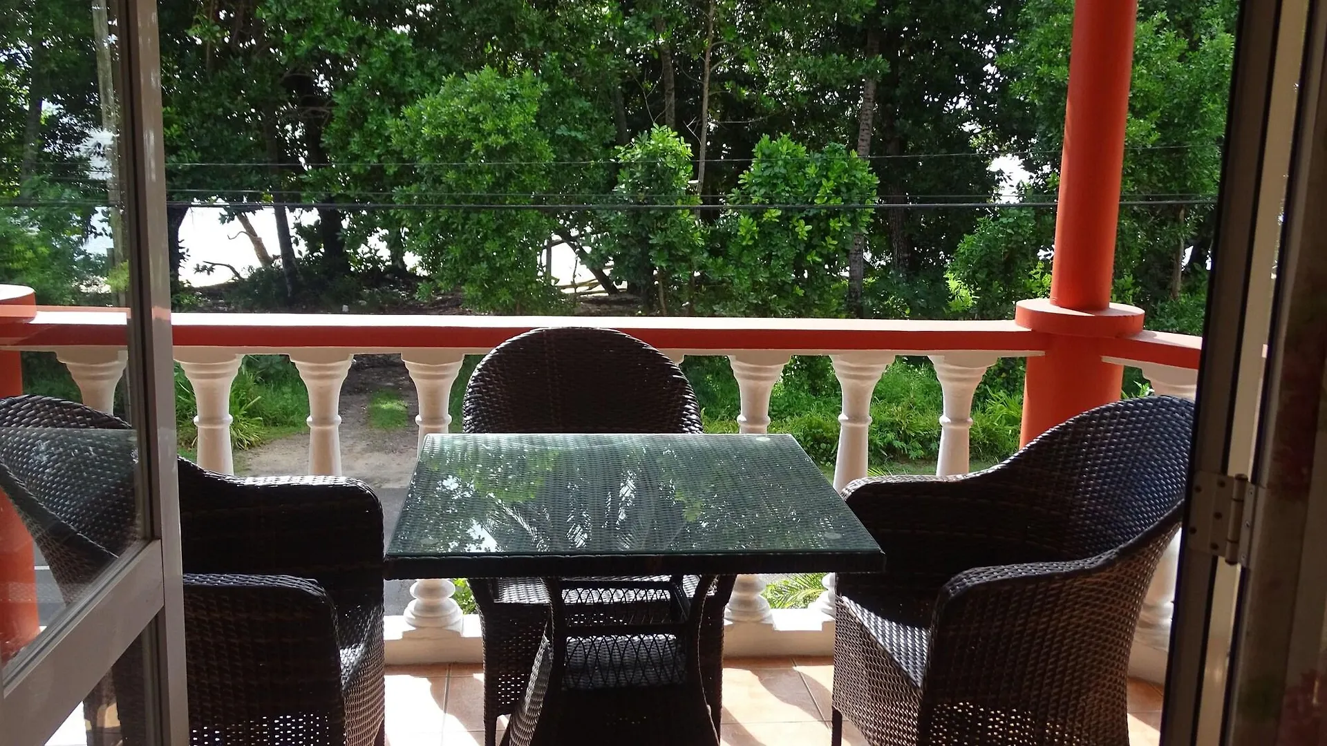 Reef Holiday Apartments Anse aux Pins 0*,